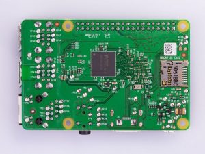 Raspberry Pi 2 Model B v1.2 - вид снизу